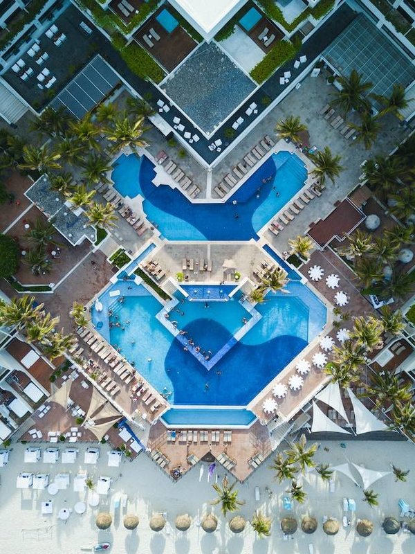 Qu'est-ce qu'une piscine atypique et quels sont ses avantages ?