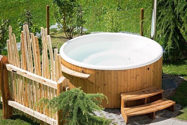 Les avantages et inconvénients des piscines hors sol